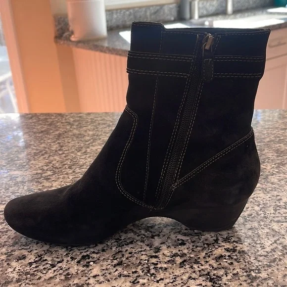 Joan & David Circa CJ Hoffman Black Suede Boots Size 10​​​ - Picture 4 of 7